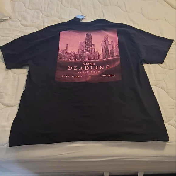 Blackpink Kpop Deadline World Tour 2025 Tshirt Chicago Skyline Unisex XXL NWT - Picture 4 of 5